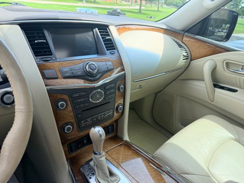 Used 2012 INFINITI QX56 2WD w/ Theater Pkg image 30