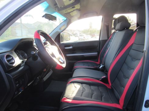 Used 2015 Toyota Tundra SR5 w/ TRD Off Road Package AWD/4WD image 26