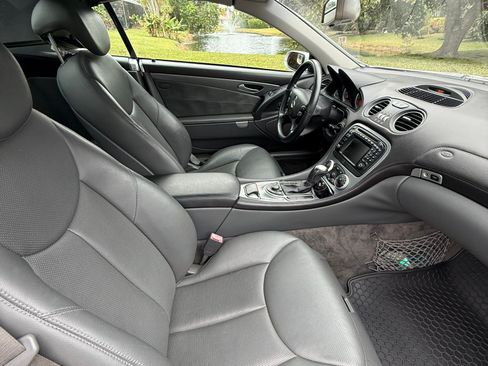 Used 2004 Mercedes-Benz SL 500 image 11