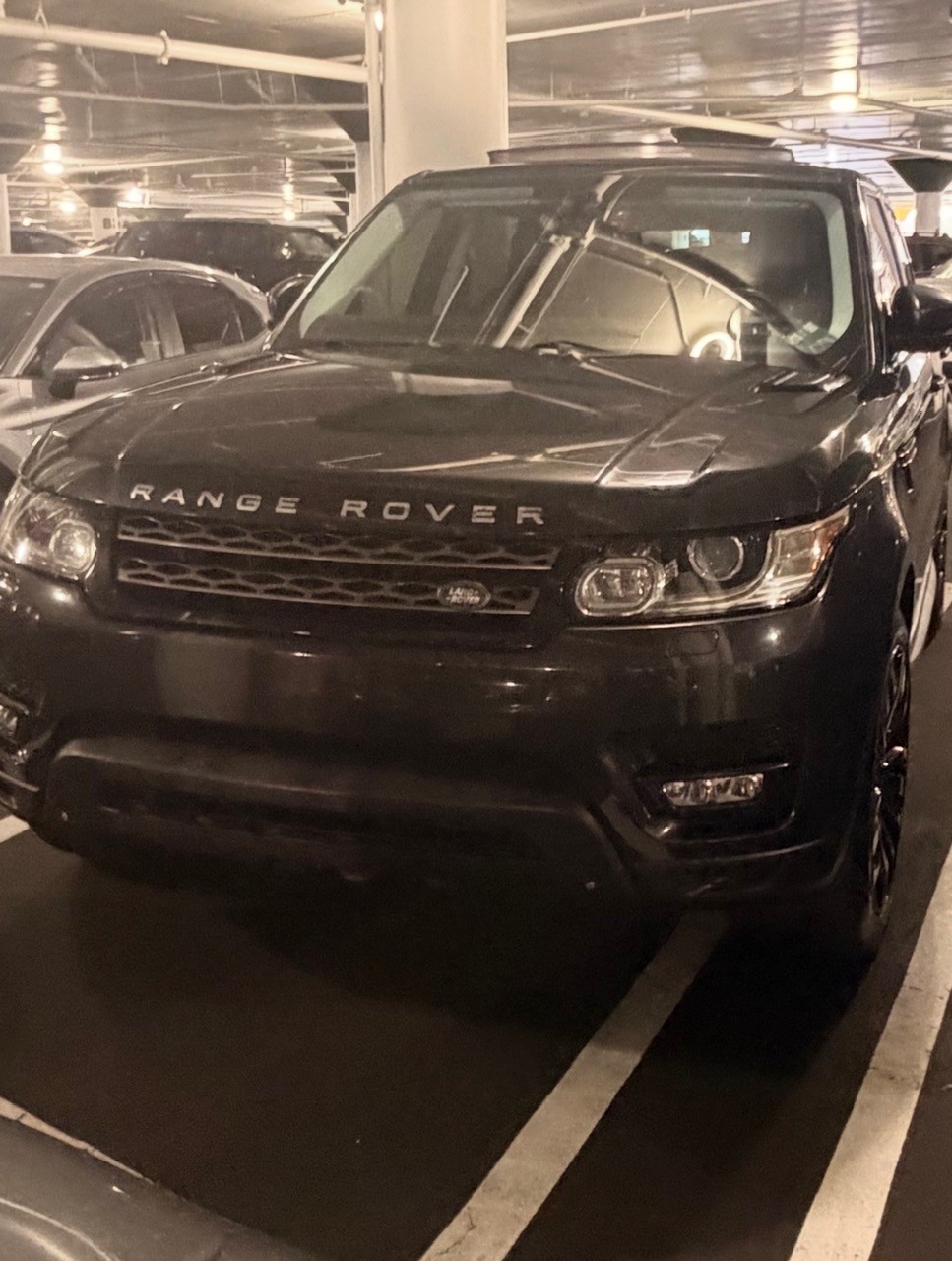 Used 2014 Land Rover Range Rover Sport HSE AWD/4WD image 2