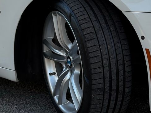 Used 2014 BMW 750i image 21