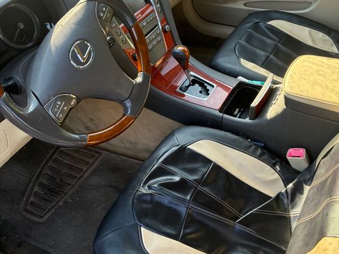 Used 2010 Lexus ES 350 image 3