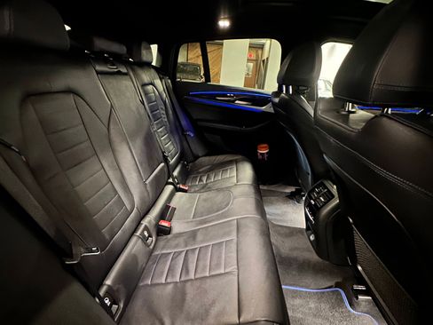 Used 2019 BMW X4 M40i w/ Executive Package image 2