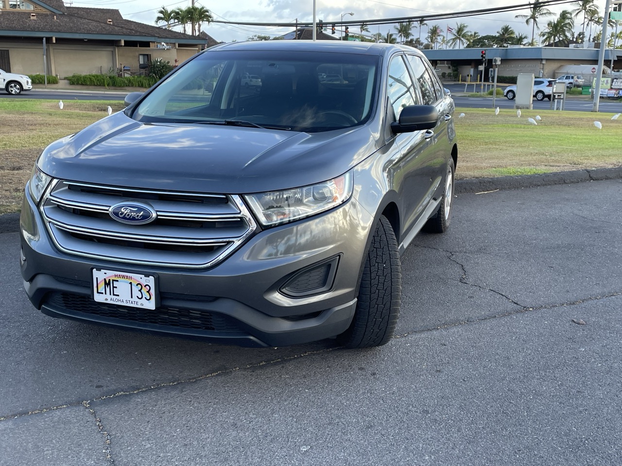 Used 2016 Ford Edge SE FWD image 2