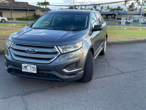 Used 2016 Ford Edge SE FWD image 2