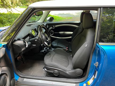 Used 2010 MINI Cooper S image 12