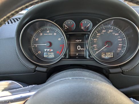 Used 2011 Audi TTS 2.0T Prestige image 9