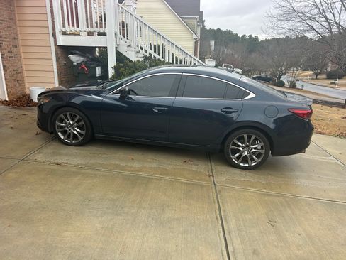 Used 2017 MAZDA MAZDA6 Grand Touring image 2