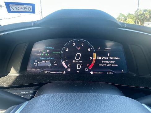 Used 2020 Chevrolet Corvette Stingray Coupe RWD image 11