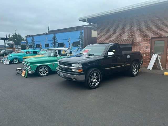 Used 1999 Chevrolet Silverado 1500 LS w/ Off-Road Chassis Pkg AWD/4WD image 1