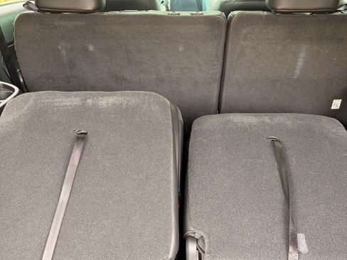 Used 2013 Ford Explorer XLT AWD/4WD image 6