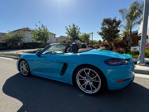 Used 2017 Porsche 718 Boxster S RWD image 4