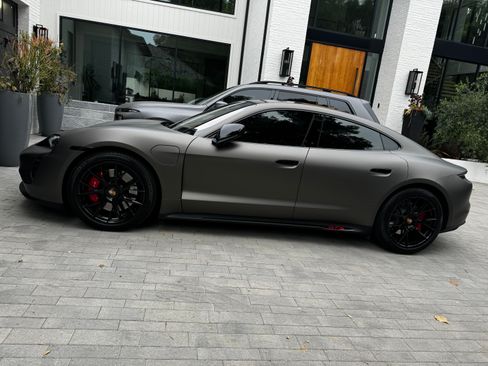 Used 2023 Porsche Taycan GTS AWD/4WD image 10