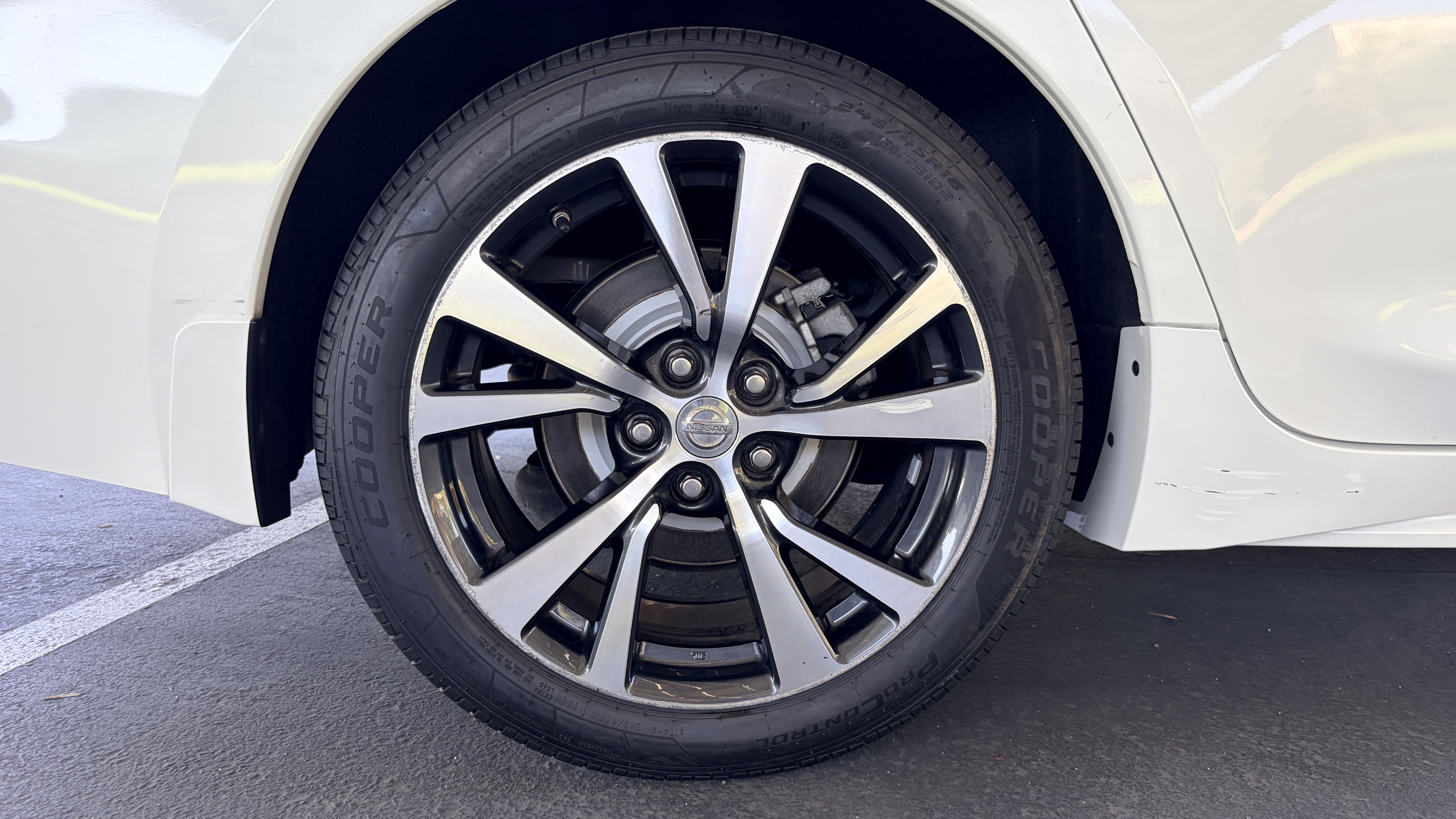 Used 2017 Nissan Maxima 3.5 SV FWD image 22