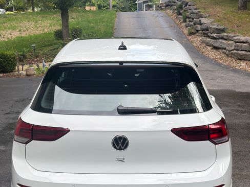 Used 2024 Volkswagen Golf R AWD/4WD image 4