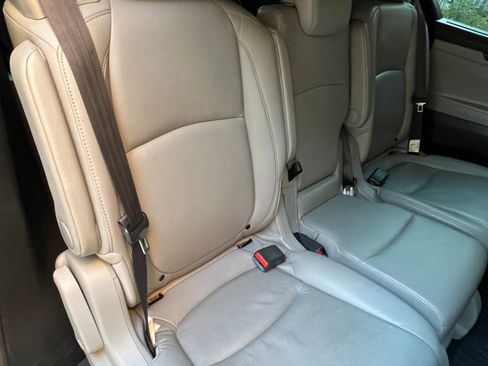 Used 2018 Honda Odyssey Elite image 15