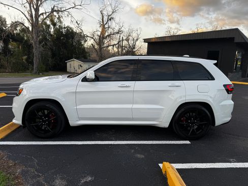 Used 2018 Jeep Grand Cherokee Trackhawk image 1