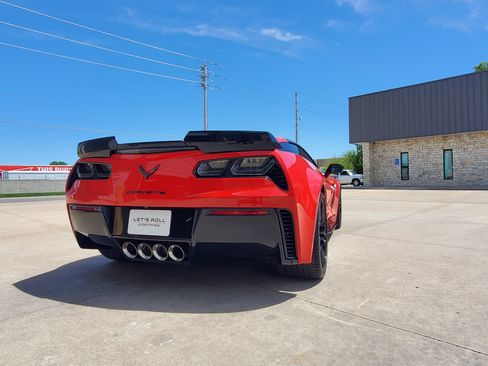 Used 2019 Chevrolet Corvette Z06 image 11