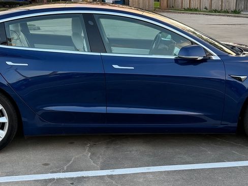 Used 2018 Tesla Model 3 Long Range image 15