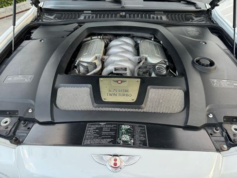 Used 2005 Bentley Arnage RL RWD image 19