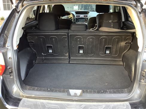 Used 2015 Subaru Crosstrek 2.0i Premium w/ Moonroof Package image 13