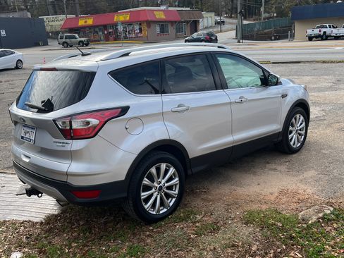 Used 2017 Ford Escape Titanium image 5