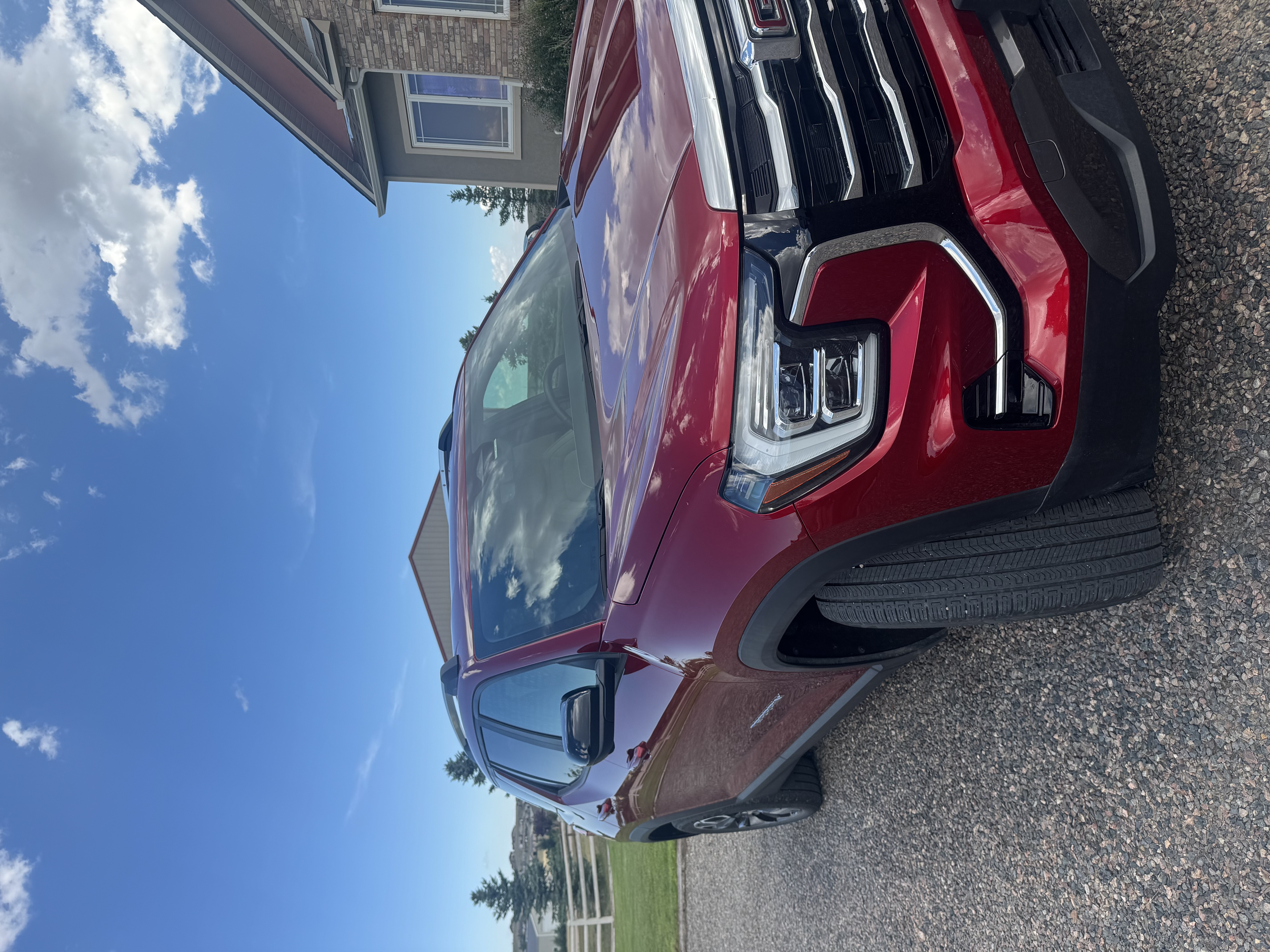 Used 2025 GMC Terrain Elevation w/ Elevation Premium Package AWD/4WD image 2