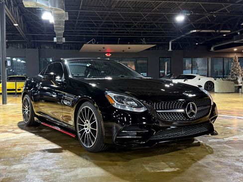 Used 2018 Mercedes-Benz SLC 300 image 1