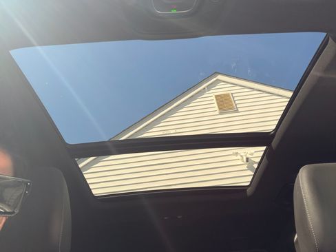 Used 2019 Audi Q8 Premium Plus w/ Premium Plus image 8