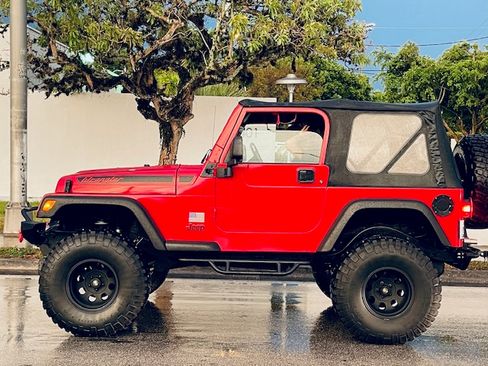 Used 2000 Jeep Wrangler Sport image 4