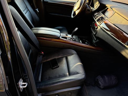 Used 2012 BMW X5 xDrive35i image 9