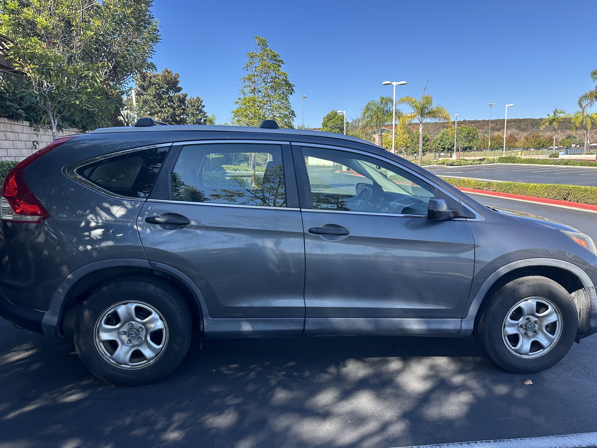 Used 2012 Honda CR-V LX image 5