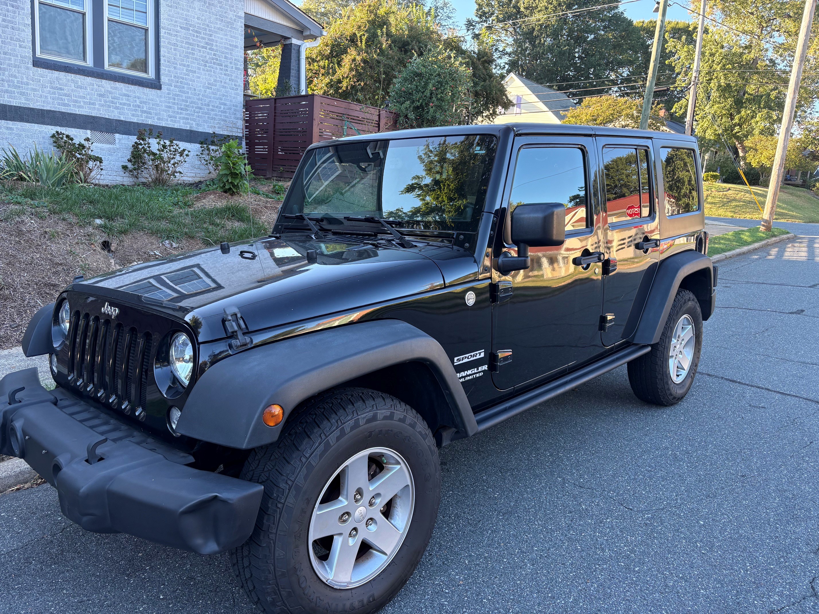 Used 2014 Jeep Wrangler Unlimited Sport w/ Quick Order Package 24S AWD/4WD image 1