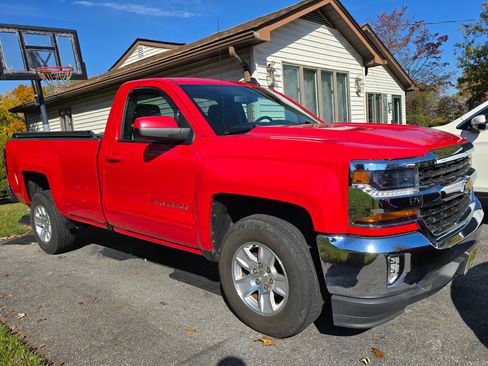 Used 2016 Chevrolet Silverado 1500 LT w/ LT Convenience Package image 1