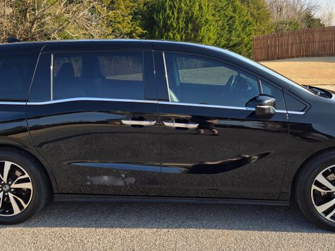 Used 2019 Honda Odyssey Elite image 8