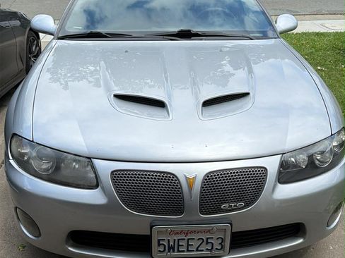Used 2005 Pontiac GTO RWD image 12