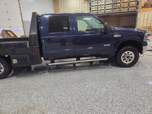 Used 2006 Ford F250 XLT image 10
