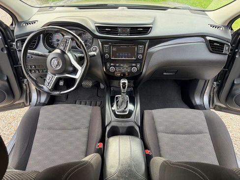 Used 2020 Nissan Rogue Sport SV w/ All-Weather Package image 14