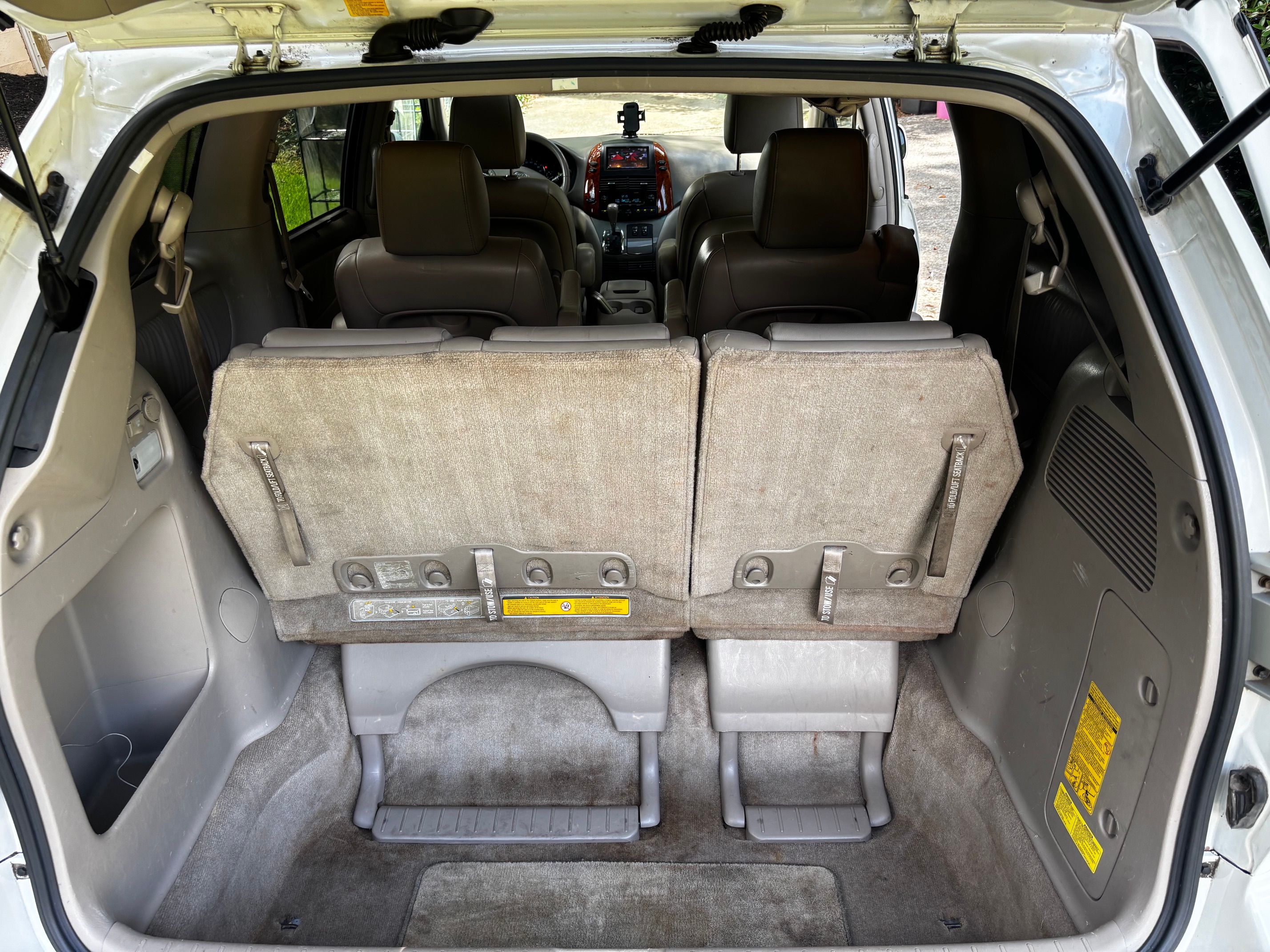 Used 2009 Toyota Sienna XLE w/ Towing Prep Pkg FWD image 15