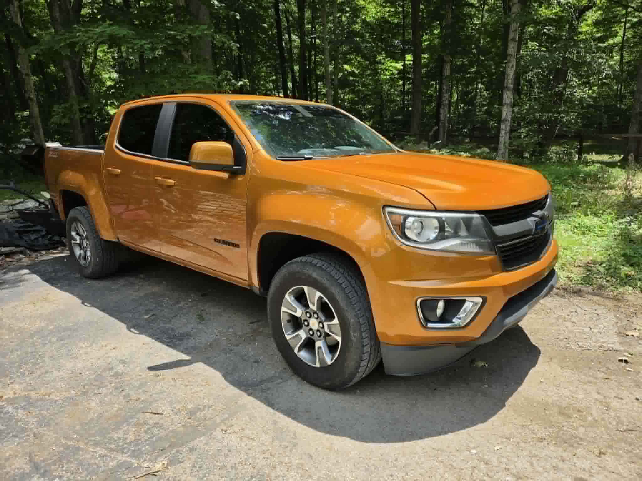 Used 2017 Chevrolet Colorado Z71 AWD/4WD image 5