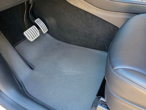 Used 2022 Tesla Model Y Performance image 20