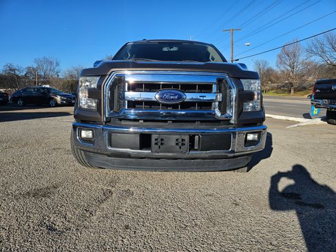 Used 2016 Ford F150 Lariat image 10