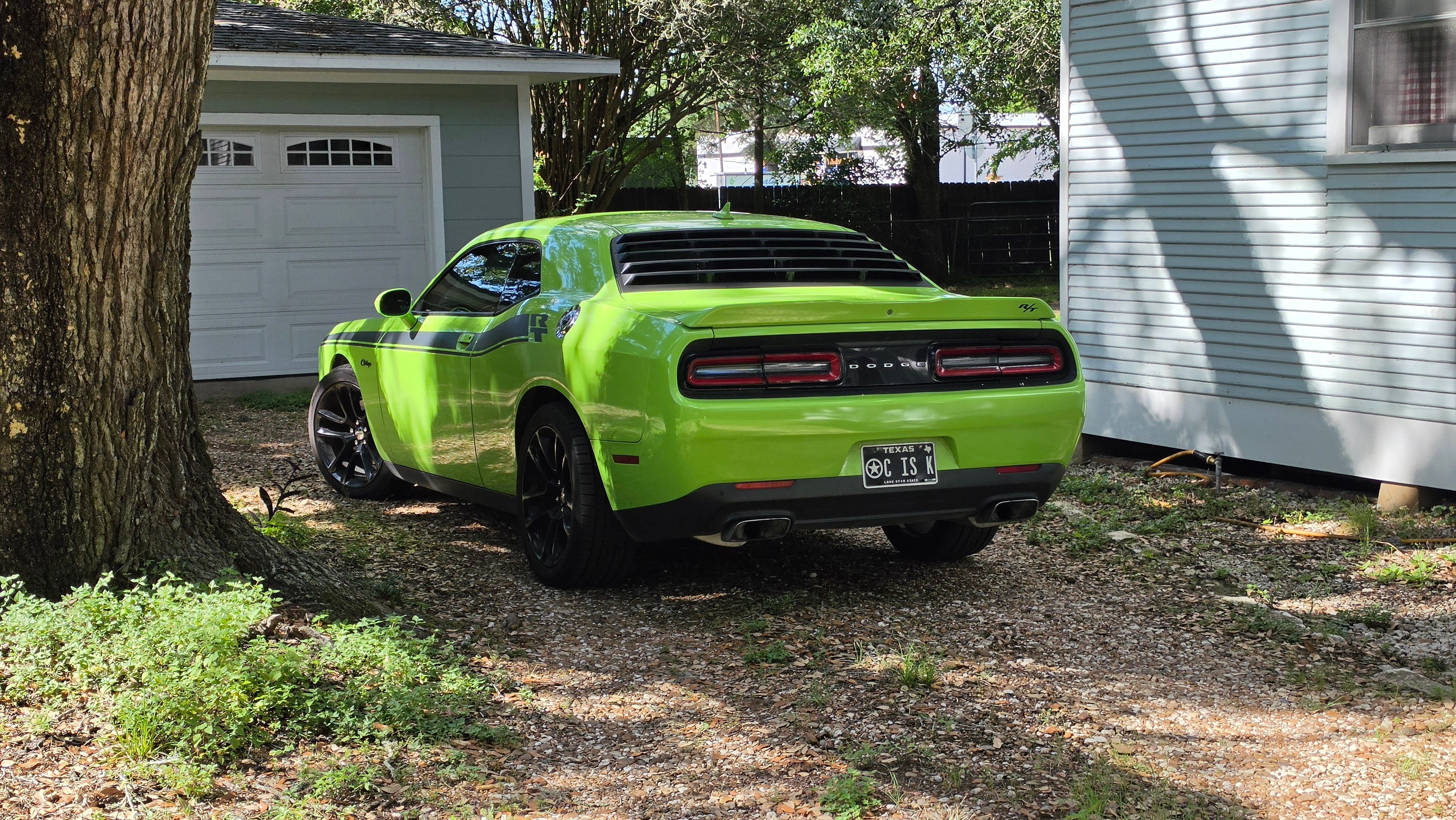 Used 2015 Dodge Challenger R/T Plus RWD image 4