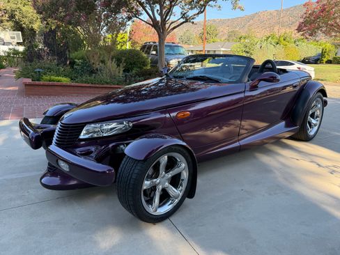Used 1999 Plymouth Prowler RWD image 8