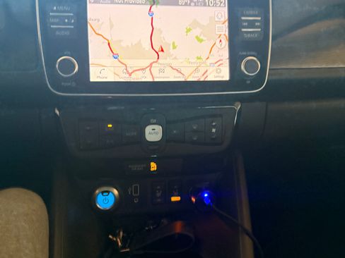 Used 2019 Nissan Leaf SV Plus w/ SV Plus Technology Package image 17