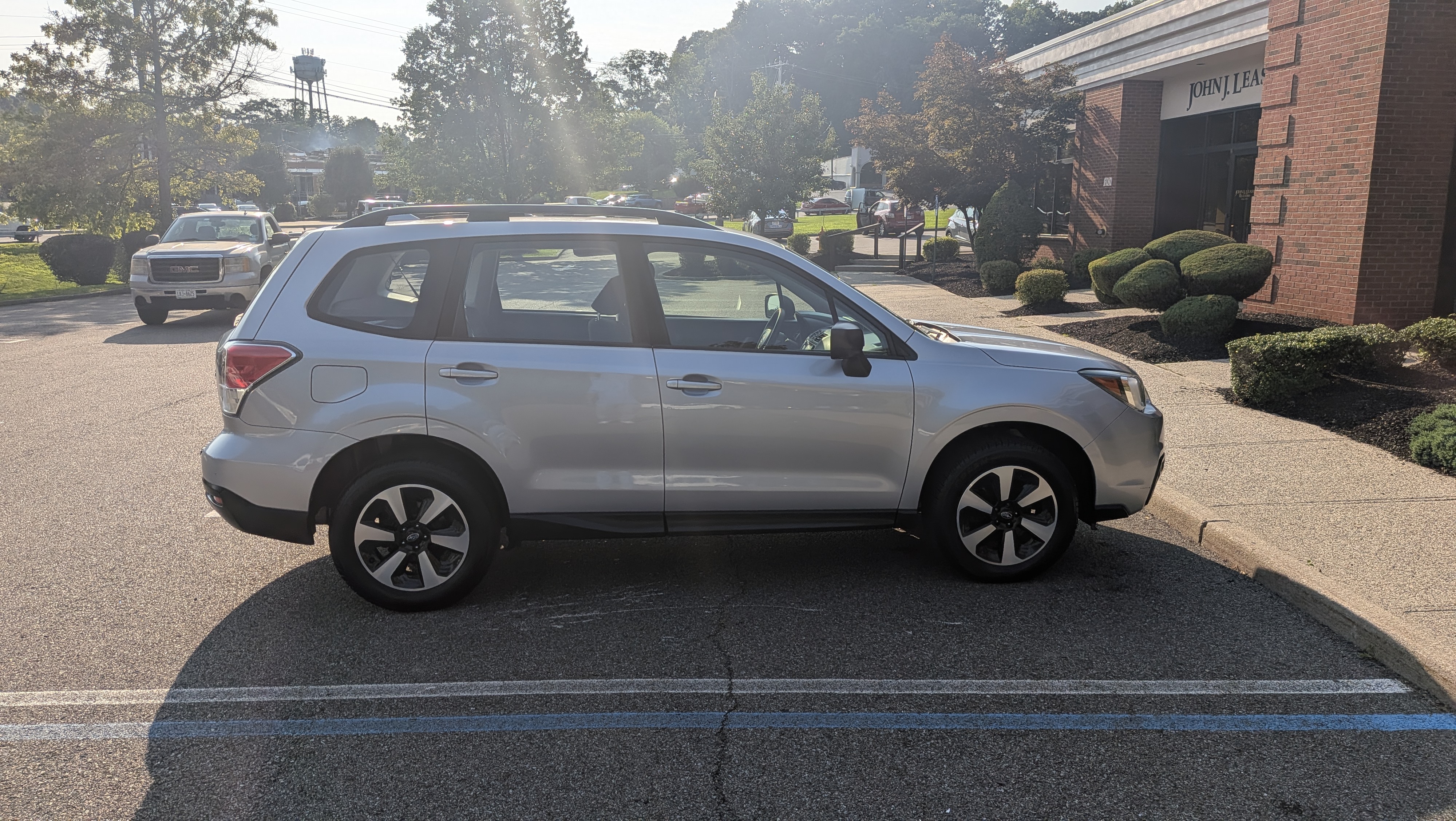Used 2018 Subaru Forester 2.5i w/ Alloy Wheel Package AWD/4WD image 8