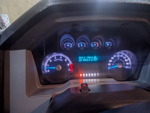 Used 2015 Ford F350 XL w/ Power Equipment Group image 16