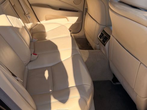 Used 2010 Lexus LS 460 AWD image 9