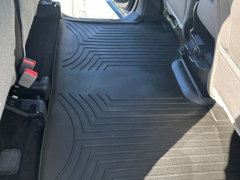 Used 2018 Ford F150 XLT image 12