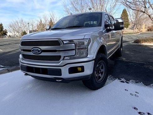 Used 2019 Ford F150 Platinum w/ Equipment Group 701A Luxury image 4